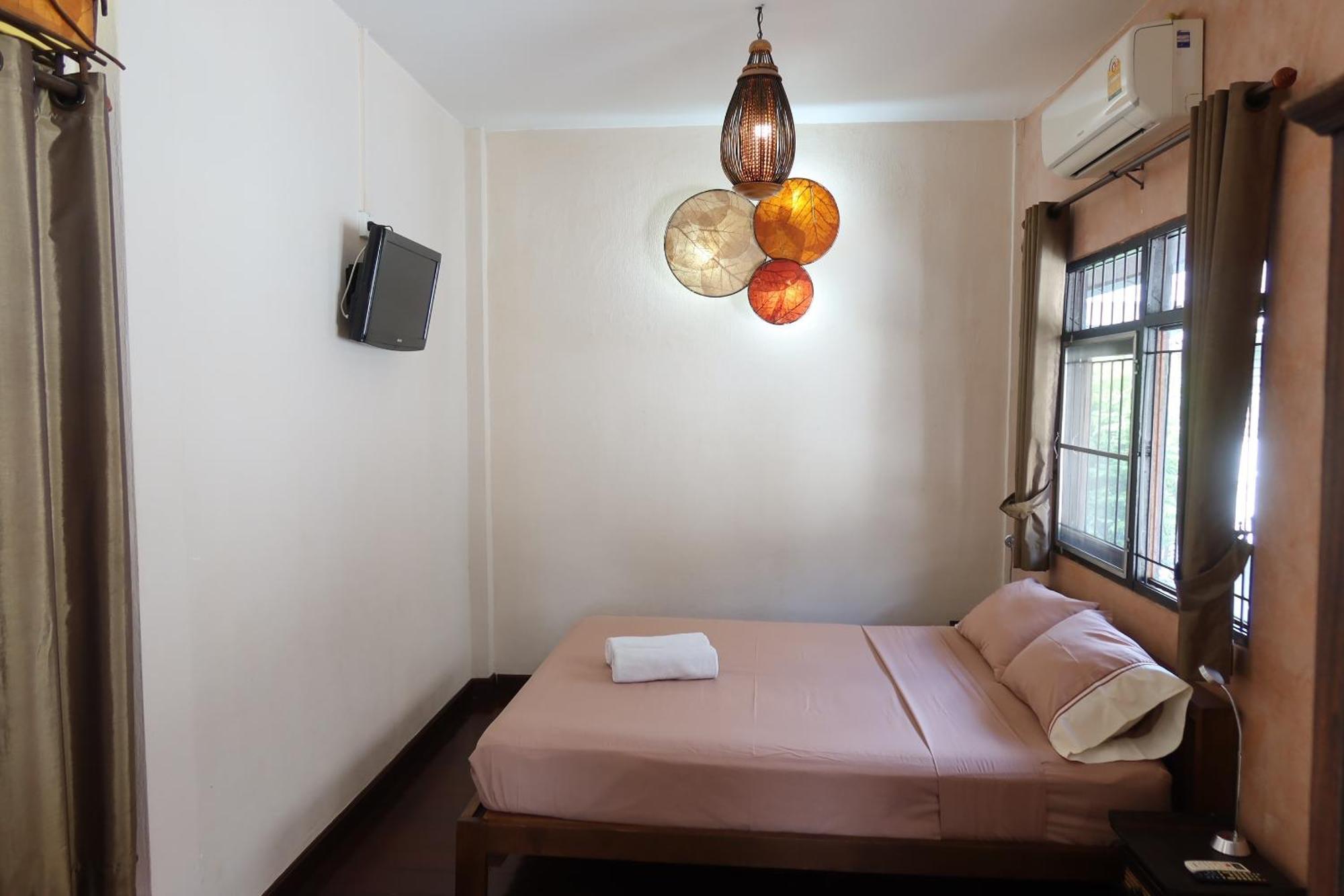 Banjai Garden Guesthouse Csiangmaj Kültér fotó